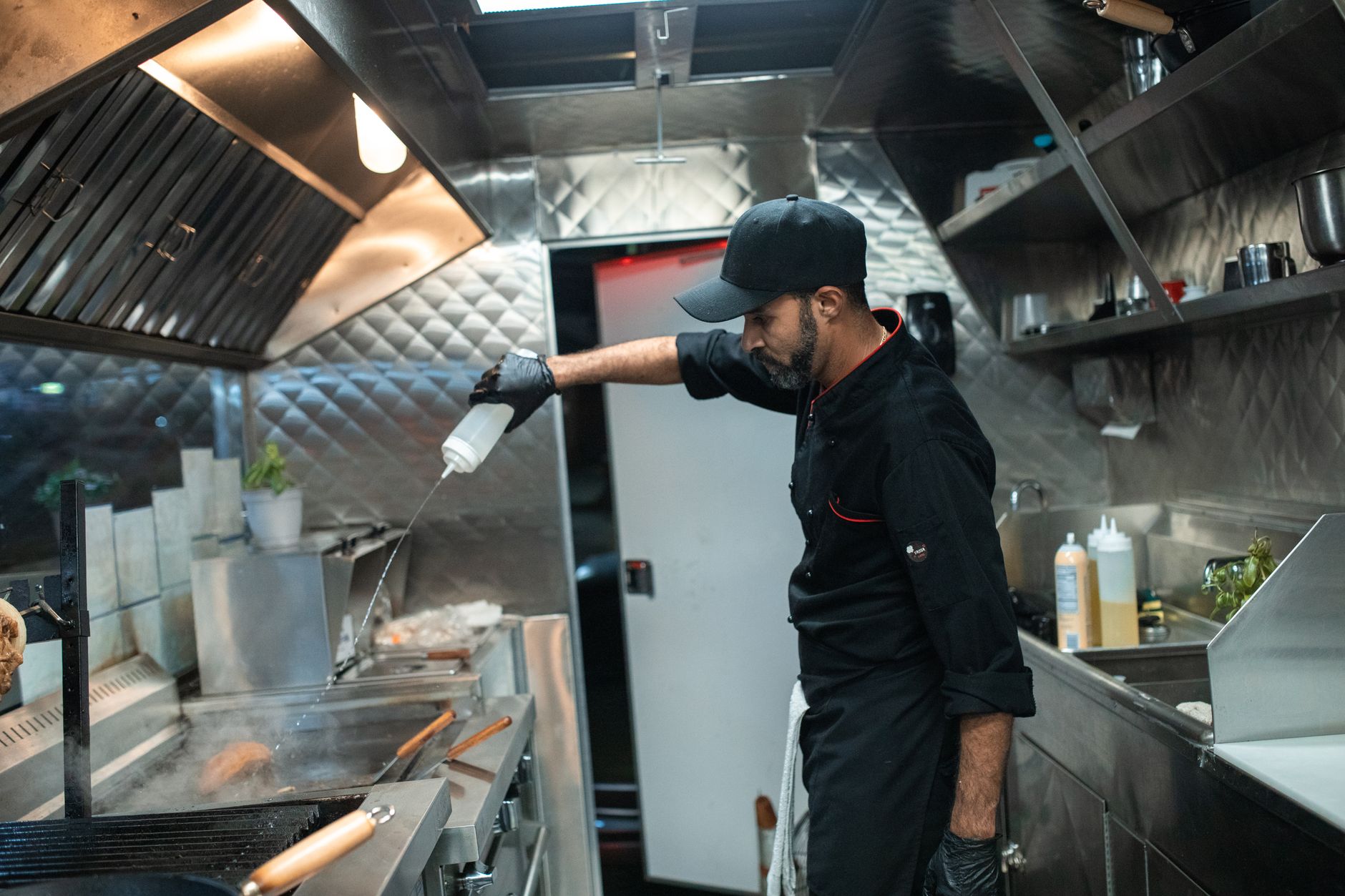HACCP in Food Trailers: Hygiene Rules Explained Simply - AVB Manufaktur