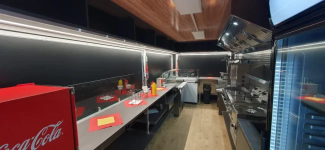 Foodtrailer-xl-innen14
